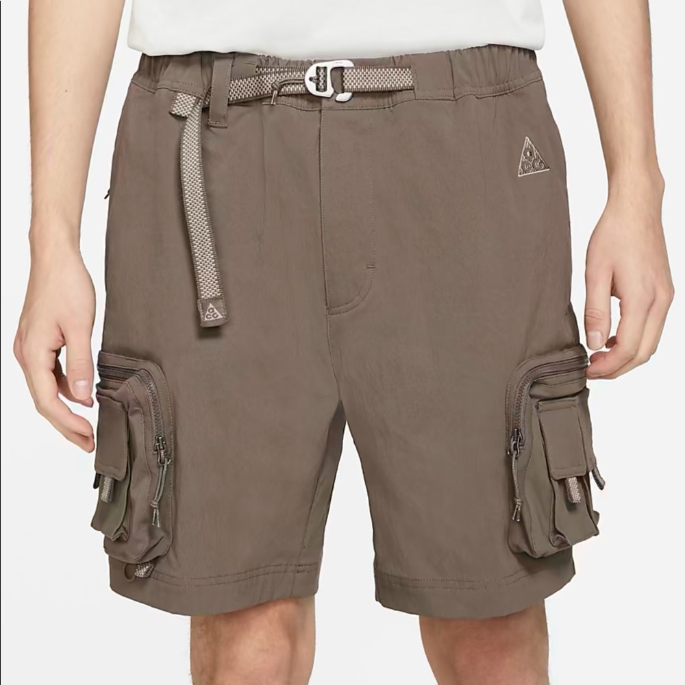 Nike ACG mens cargo short mocha